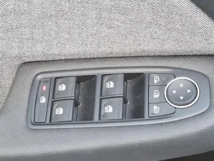 Photo 26 Renault Clio V Techno E-Tech full hybrid 145 -25