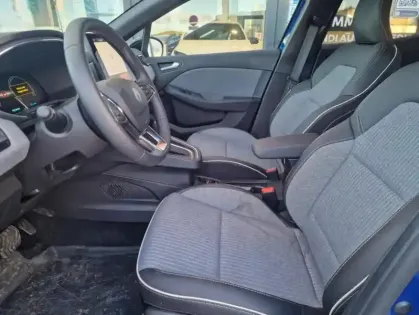 Photo 28 Renault Clio V Techno E-Tech full hybrid 145 -25