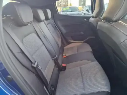 Photo 14 Renault Clio V Techno E-Tech full hybrid 145 -25