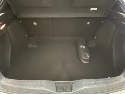 Photo 9 Toyota C-HR 1.8 Hybride 122 GR Sport