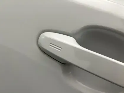 Photo 18 Toyota C-HR 1.8 Hybride 122 GR Sport