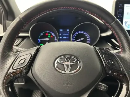 Photo 13 Toyota C-HR 1.8 Hybride 122 GR Sport