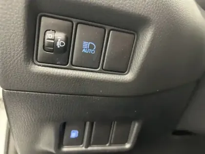 Photo 12 Toyota C-HR 1.8 Hybride 122 GR Sport