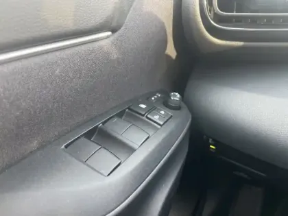 Photo 15 Toyota Yaris Hybride 116h Design