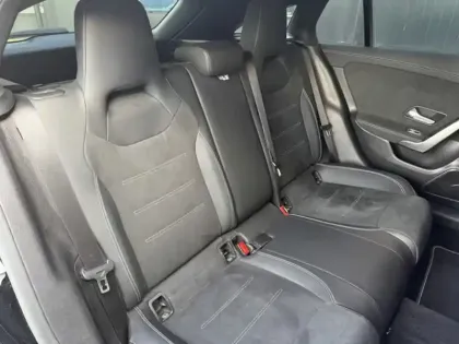 Photo 9 Mercedes CLA 250 e