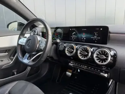 Photo 8 Mercedes CLA 250 e