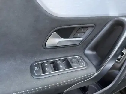 Photo 18 Mercedes CLA 250 e