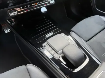 Photo 25 Mercedes CLA 250 e