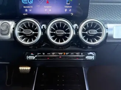 Photo 12 Mercedes Classe B 250+ AMG Line