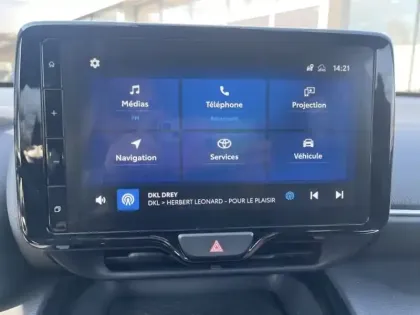 Photo 11 Toyota Yaris Hybride 116h Design