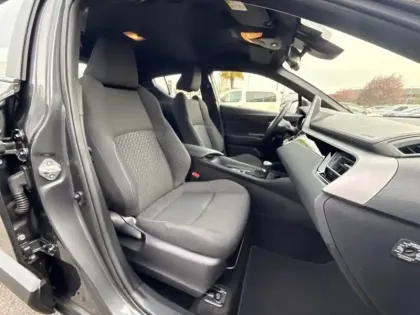 Photo 11 Toyota C-HR 122h Dynamic business