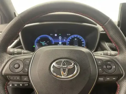 Photo 11 Toyota Corolla Hybride 2.0L 196h GR Sport TS HYBRID