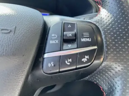 Photo 20 Ford Kuga 1.5 EcoBlue 120ch ST-Line Business Powershift