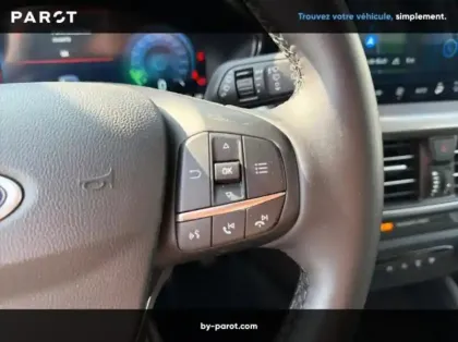 Photo 15 Ford Focus 1.0 EcoBoost mHEV 125ch Titanium X Business