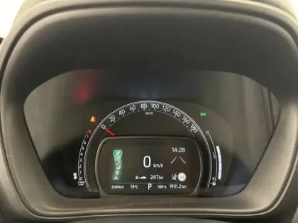 Photo 15 Toyota Aygo 1.0 VVT-i 72 Dynamic CH S CVT M