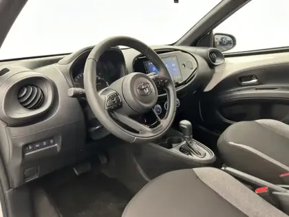 Photo 9 Toyota Aygo 1.0 VVT-i 72 Dynamic CH S CVT M