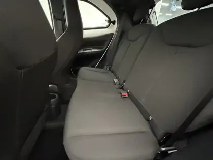 Photo 17 Toyota Aygo 1.0 VVT-i 72 Dynamic CH S CVT M