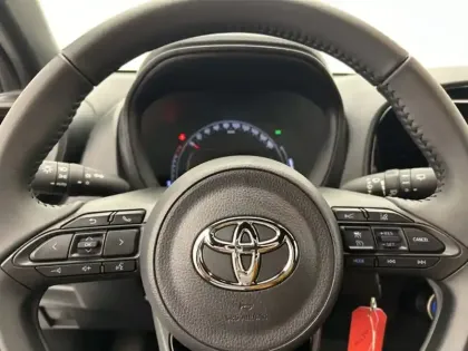 Photo 11 Toyota Aygo 1.0 VVT-i 72 Dynamic CH S CVT M