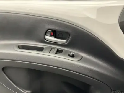 Photo 19 Toyota Aygo 1.0 VVT-i 72 Dynamic CH S CVT M