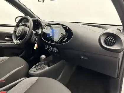 Photo 20 Toyota Aygo 1.0 VVT-i 72 Dynamic CH S CVT M