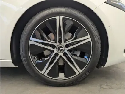 Photo 8 Mercedes Classe A 180 d Progressive Line