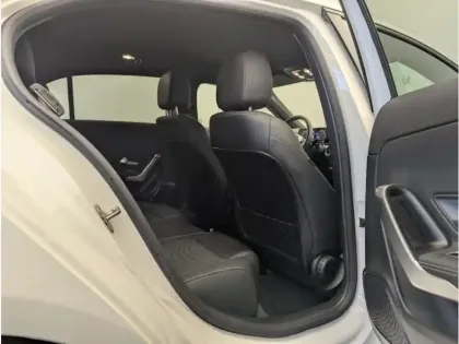 Photo 20 Mercedes Classe A 180 d Progressive Line