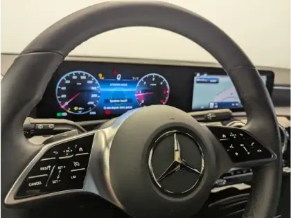 Photo 13 Mercedes Classe A 180 d Progressive Line