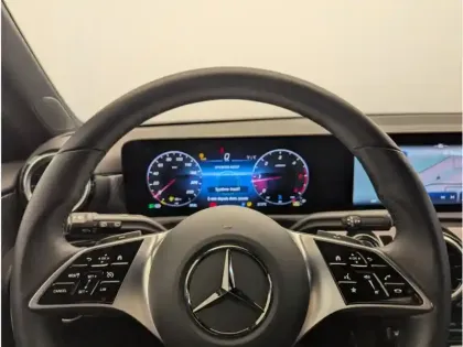 Photo 14 Mercedes Classe A 180 d Progressive Line