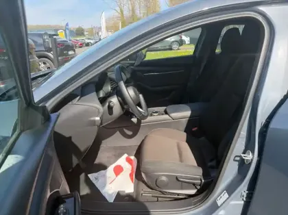 Photo 9 Mazda Mazda3 2.0 e-SKYACTIV-G M-Hybrid 122ch 2022