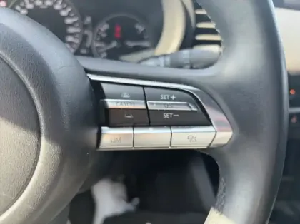 Photo 16 Mazda Mazda3 2.0 e-SKYACTIV-G M-Hybrid 122ch 2022