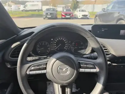 Photo 6 Mazda Mazda3 2.0 e-SKYACTIV-G M-Hybrid 122ch 2022