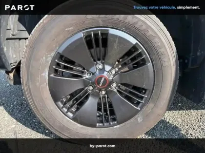 Photo 13 Isuzu PICK-UP Gén. III (N60) Ph1 Space 2