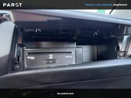 Photo 22 Isuzu PICK-UP Gén. III (N60) Ph1 Space 2