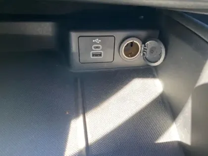 Photo 21 Ford Kuga 2.5 Duratec 190ch FHEV E85 ST-Line BVA