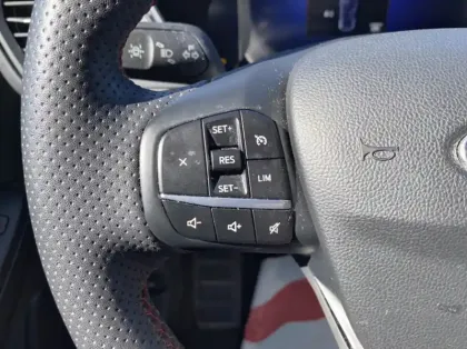 Photo 16 Ford Kuga 2.5 Duratec 190ch FHEV E85 ST-Line BVA