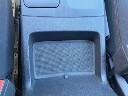 Photo 27 Ford Kuga 2.5 Duratec 190ch FHEV E85 ST-Line BVA