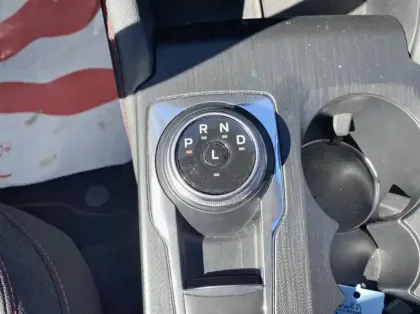 Photo 7 Ford Kuga 2.5 Duratec 190ch FHEV E85 ST-Line BVA