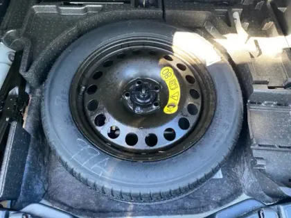 Photo 28 Ford Kuga 2.5 Duratec 190ch FHEV E85 ST-Line BVA