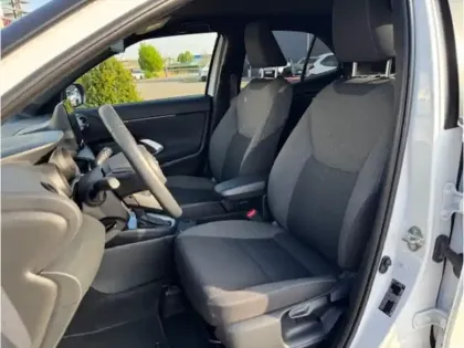 Photo 15 Toyota Yaris Hybride 1.5 HYBRID 116H DESIGN AUTO