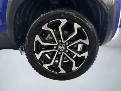 Photo 8 Toyota Yaris Gén. I Ph1 Design 5