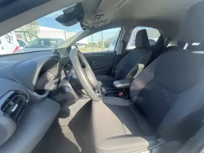 Photo 11 Toyota Yaris Hybride 116h Dynamic