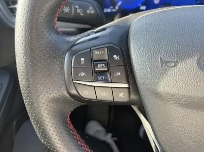 Photo 16 Ford Kuga 2.5 Duratec 225ch PHEV ST-Line BVA