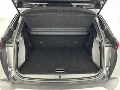 Photo 39 Peugeot 2008 1.2 PureTech 130ch Allure Pack EAT8 + Sièges chauffants