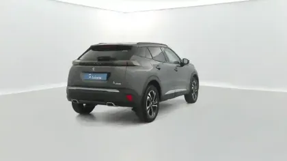 Photo 55 Peugeot 2008 1.2 PureTech 130ch Allure Pack EAT8 + Sièges chauffants