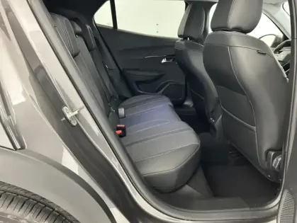 Photo 66 Peugeot 2008 1.2 PureTech 130ch Allure Pack EAT8 + Sièges chauffants