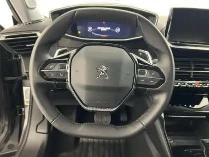 Photo 65 Peugeot 2008 1.2 PureTech 130ch Allure Pack EAT8 + Sièges chauffants