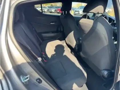 Photo 9 Toyota C-HR 1.8 HYBRIDE 122 DESIGN ch