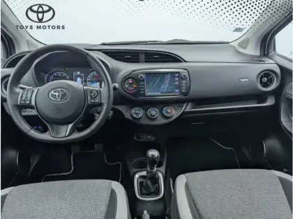 Photo 7 Toyota Yaris 110 VVT-i Design Y20