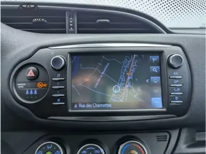 Photo 21 Toyota Yaris 110 VVT-i Design Y20