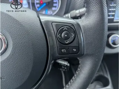 Photo 18 Toyota Yaris 110 VVT-i Design Y20